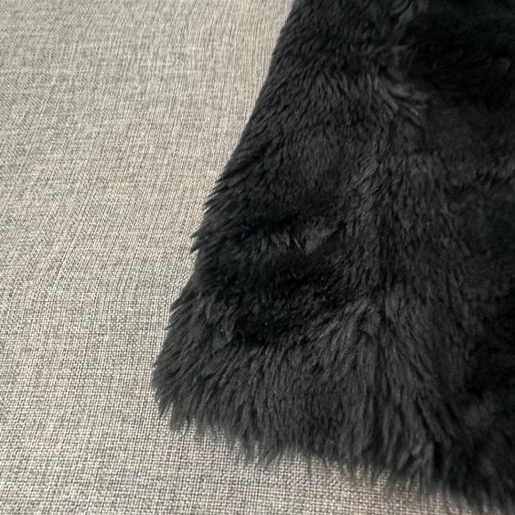 Jolt Faux Fur Vest Black Small‎ Polyester Open Vest Jacket Fuzzy Plush Top - Picture 7 of 15